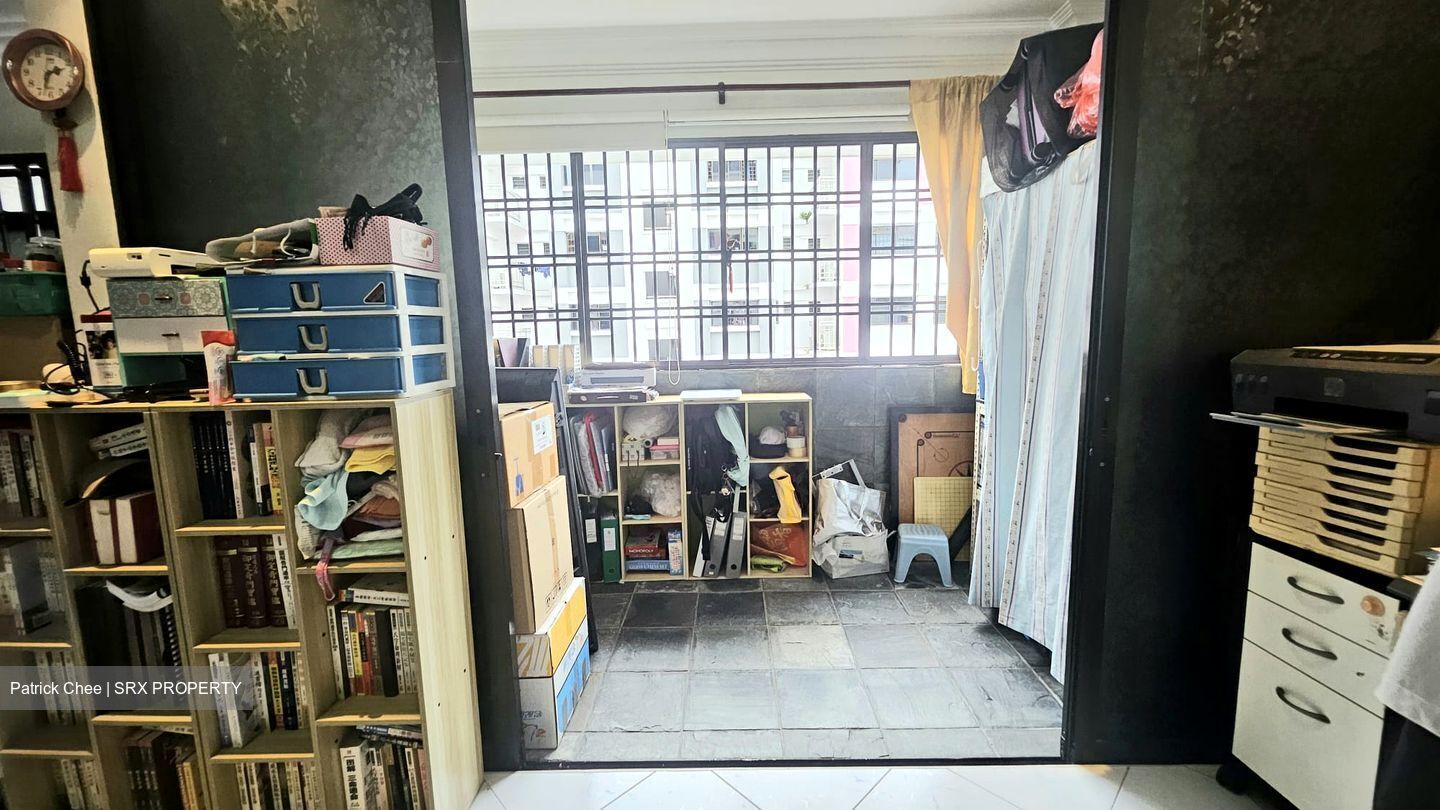 Blk 944 Hougang Street 92 (Hougang), HDB 5 Rooms #556654091